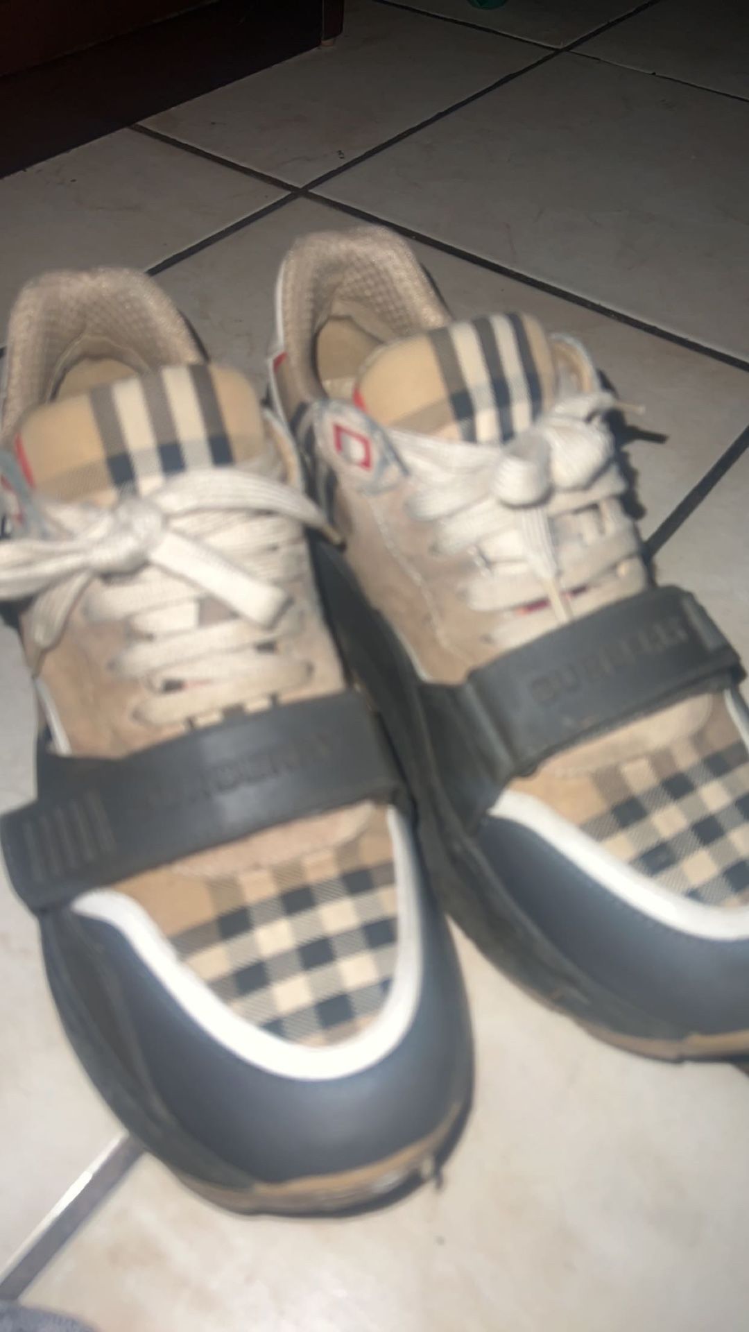 Used Size 9 Burberrys