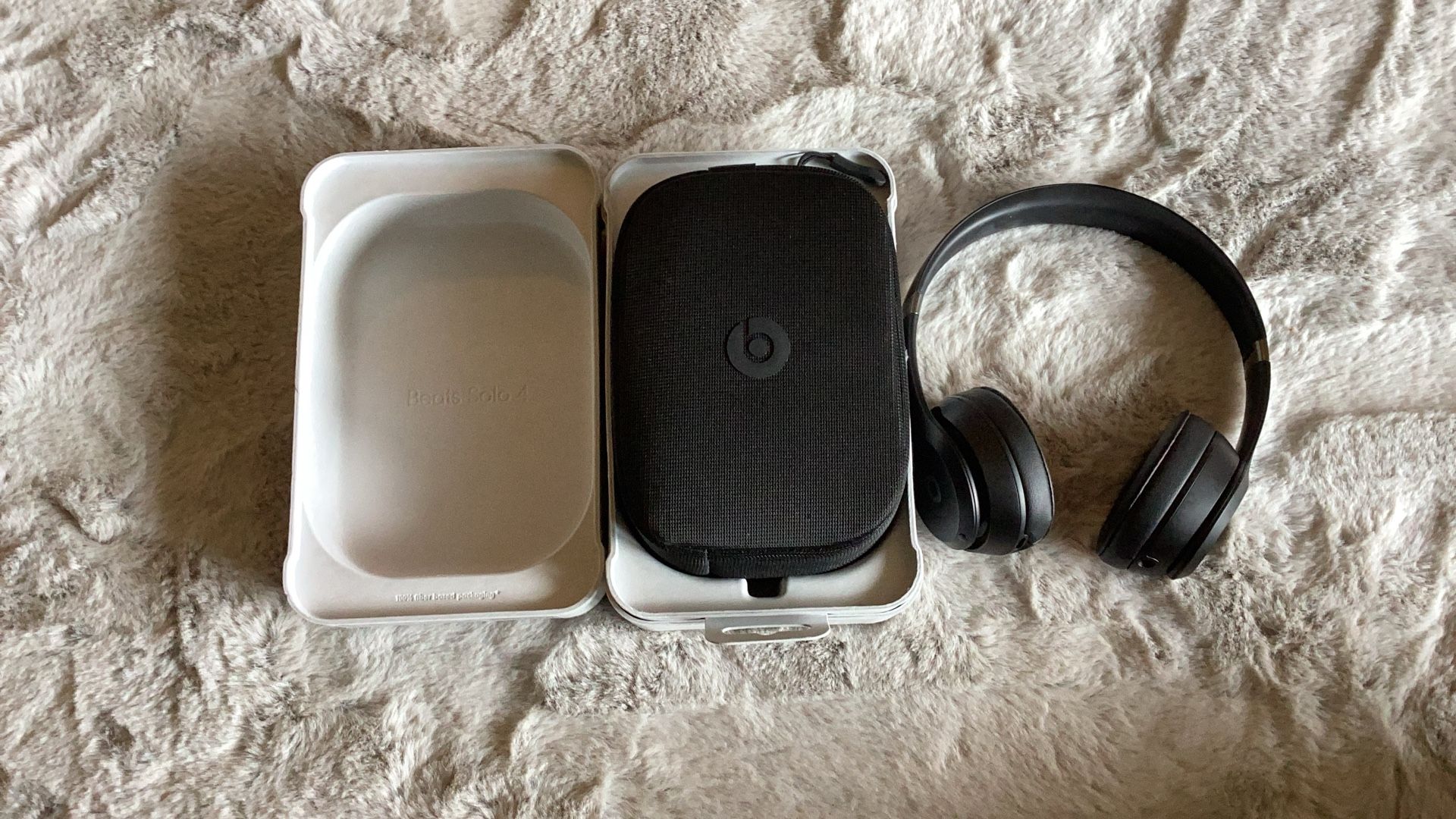 Brand New Beats Solo Pro 4