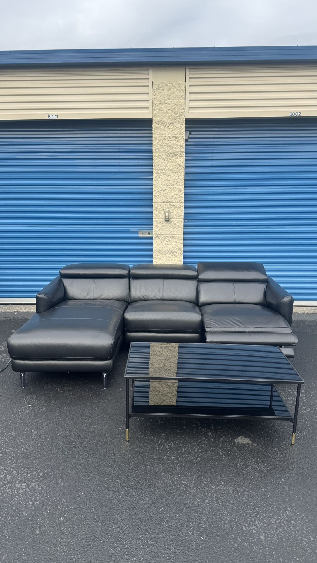 Sectional Leather With Recliner & Table