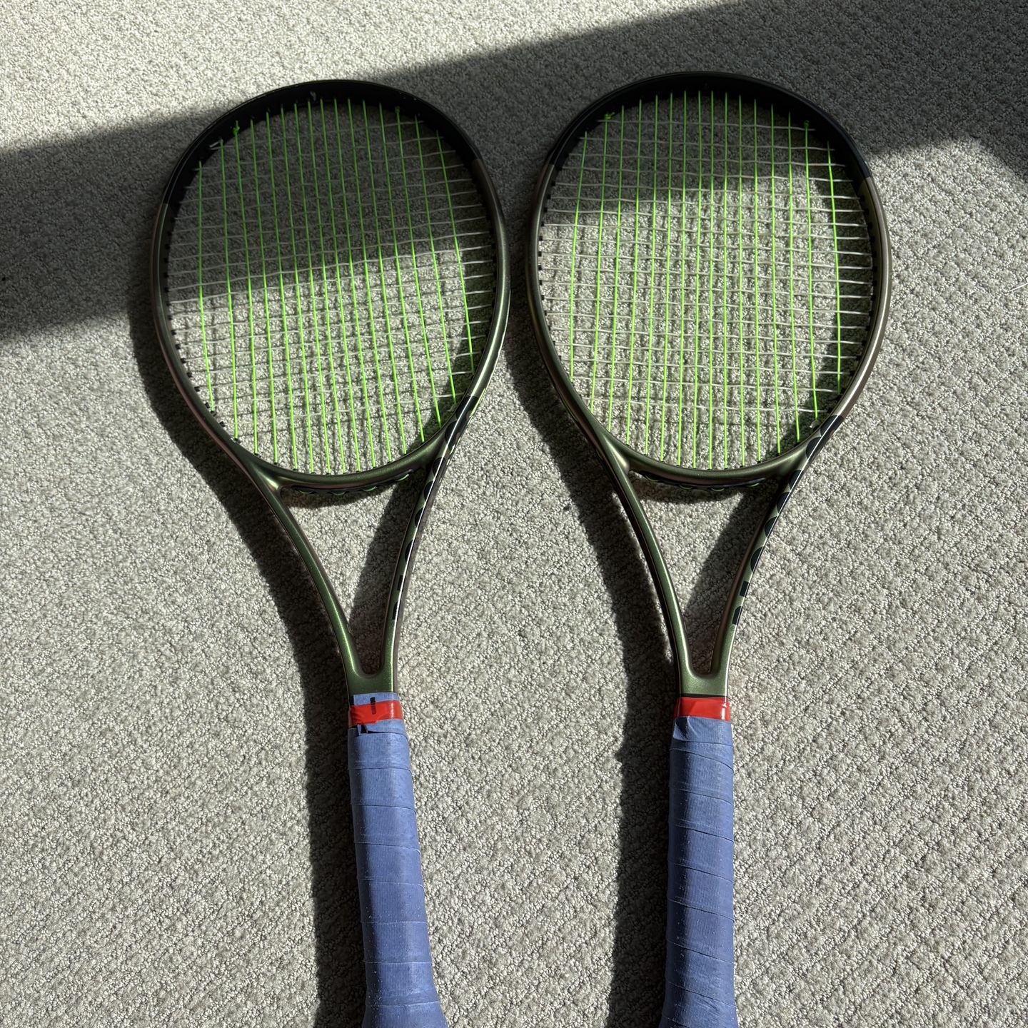 Wilson Blade Tennis Racket v8
