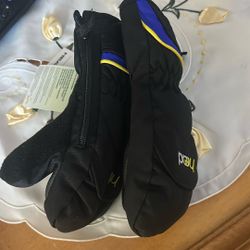 Children  Winter Snow Gloves