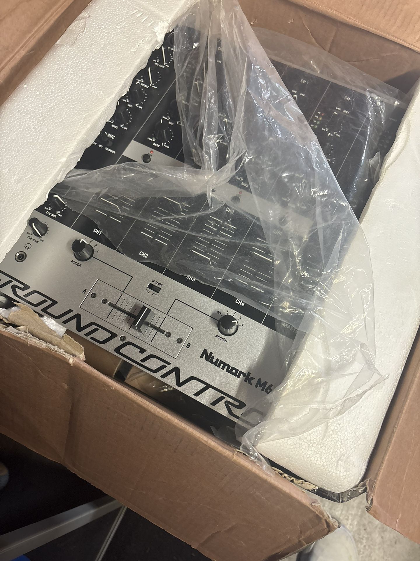 Four Channel USB DJ mixer 