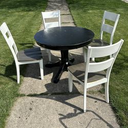 Round Wood Dining Table with Chairs 