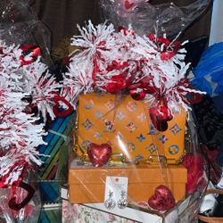 Valentine’s Day Basket 