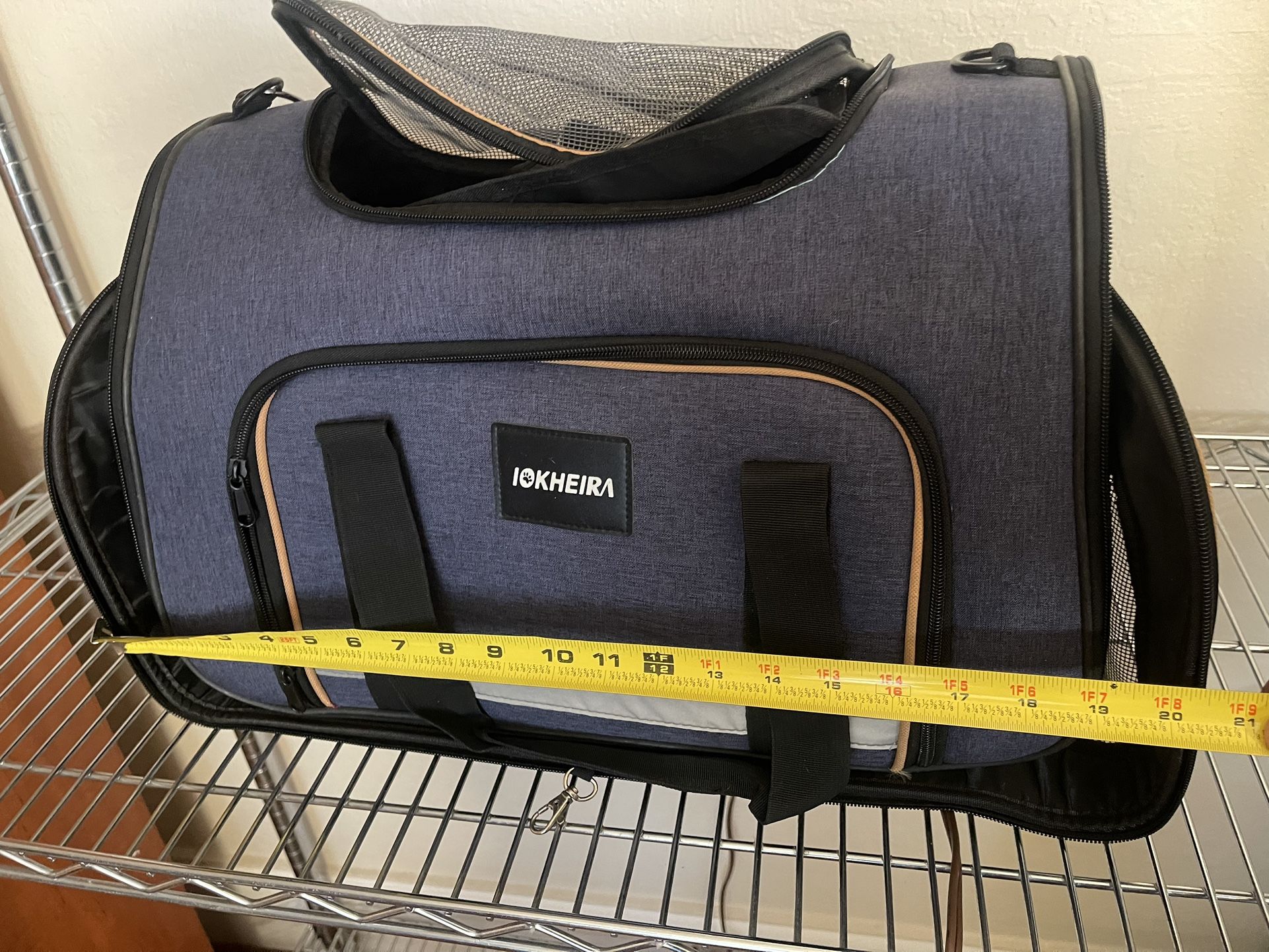 Dog carrier