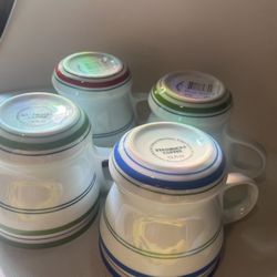  Starbucks 4-pc Ceramic Mug Set — 12 fl oz (striped green, red, blue, lime) Description: Set of 4 Starbucks mugs, each 12 fl oz. Great everyday mugs —