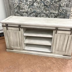 New 60” TV Stand 🔥🔥 IN STOCK 