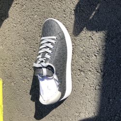 SIZE 7 MICHAEL KORS GRAFFITI MK BRAND NEW