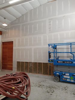 Drywall hanging