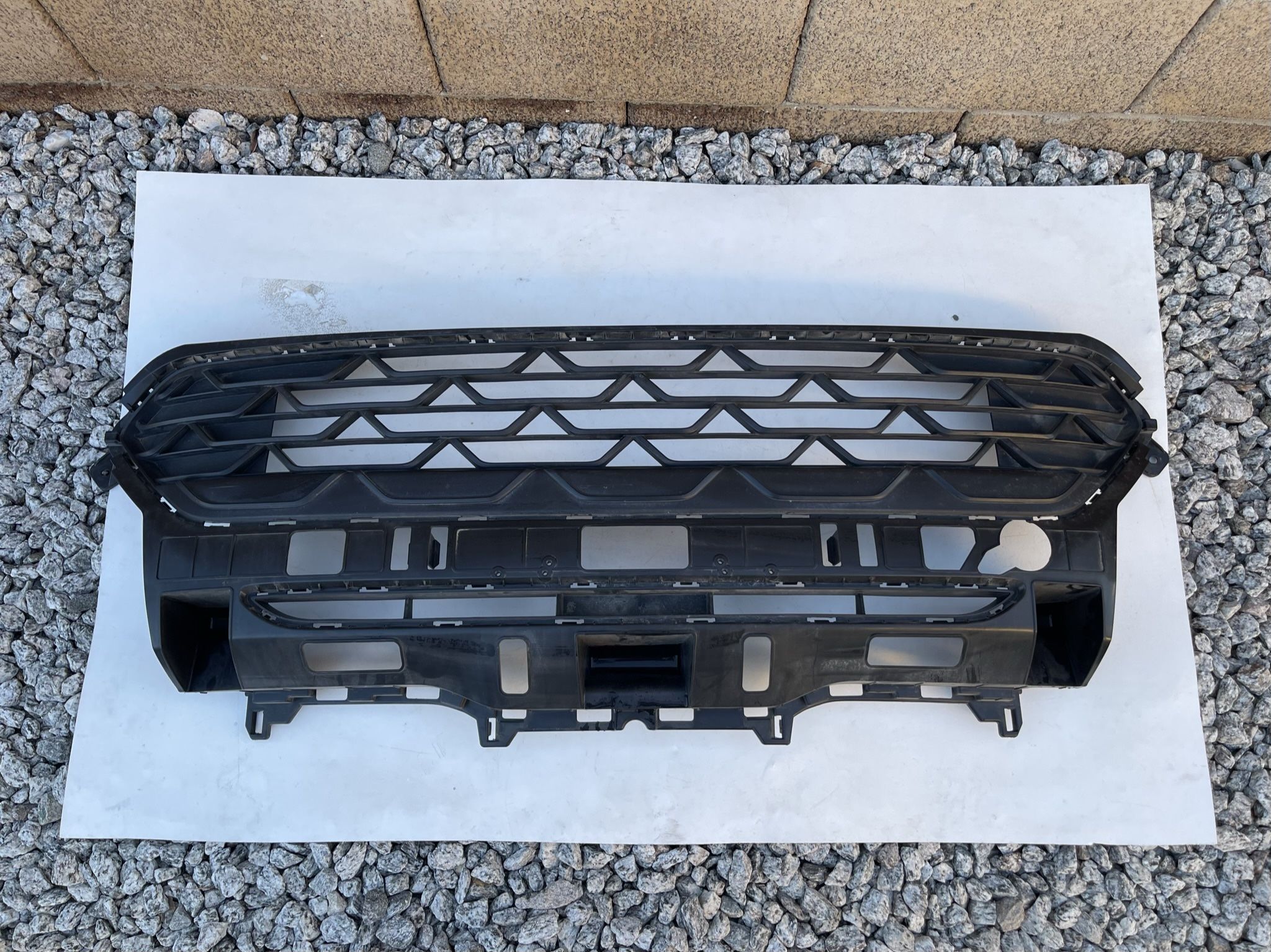 Kia Rio Grill 2021, 2022, 2023, Kia Rio Bumper Grille, OEM part