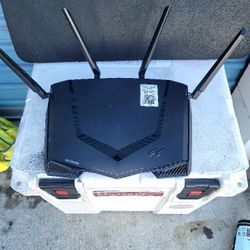 NETGEAR Nighthawk Pro Gaming XR500 Wi-Fi Router