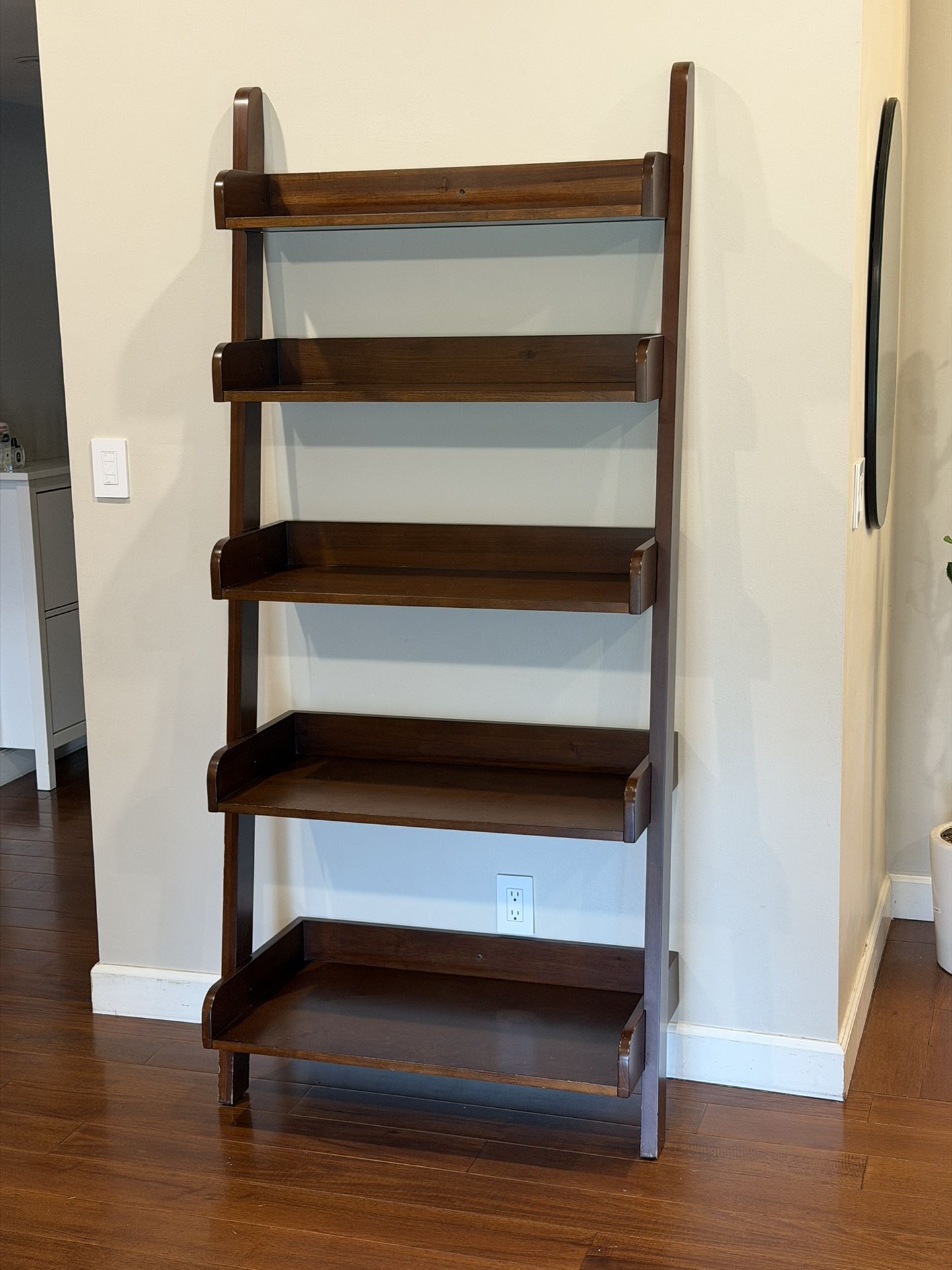 Pottery Barn Studio Ladder Bookshelf