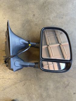 2004 Ford F250 left and right mirrors