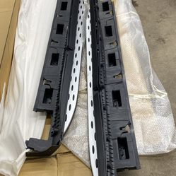 2007-2015. ML 350.  Mercedes Benz Running Boards