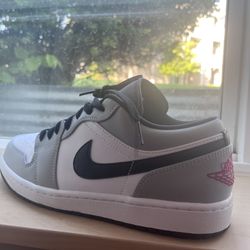 Jordan 1 Lows ( Wolf Grey) 