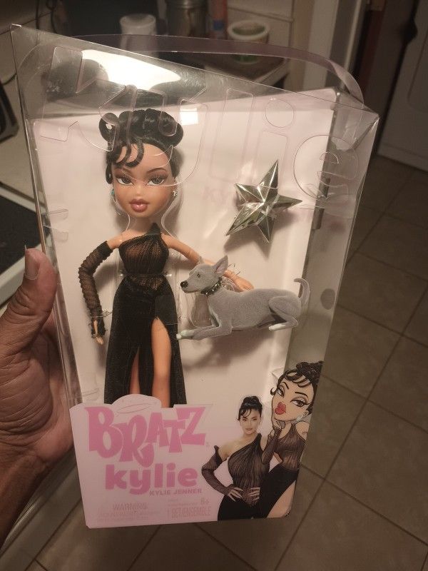Bratz x Kylie Jenner Night Fashion Doll with Pet Dog