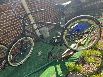 Ozone 500 Men s Malibu 26 in Cruiser Bike for Sale in Peachtree