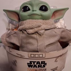 Star Wars Mandelorian The Child Toy
