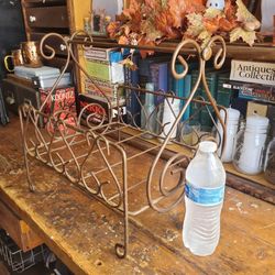 Metal magazine/ book rack