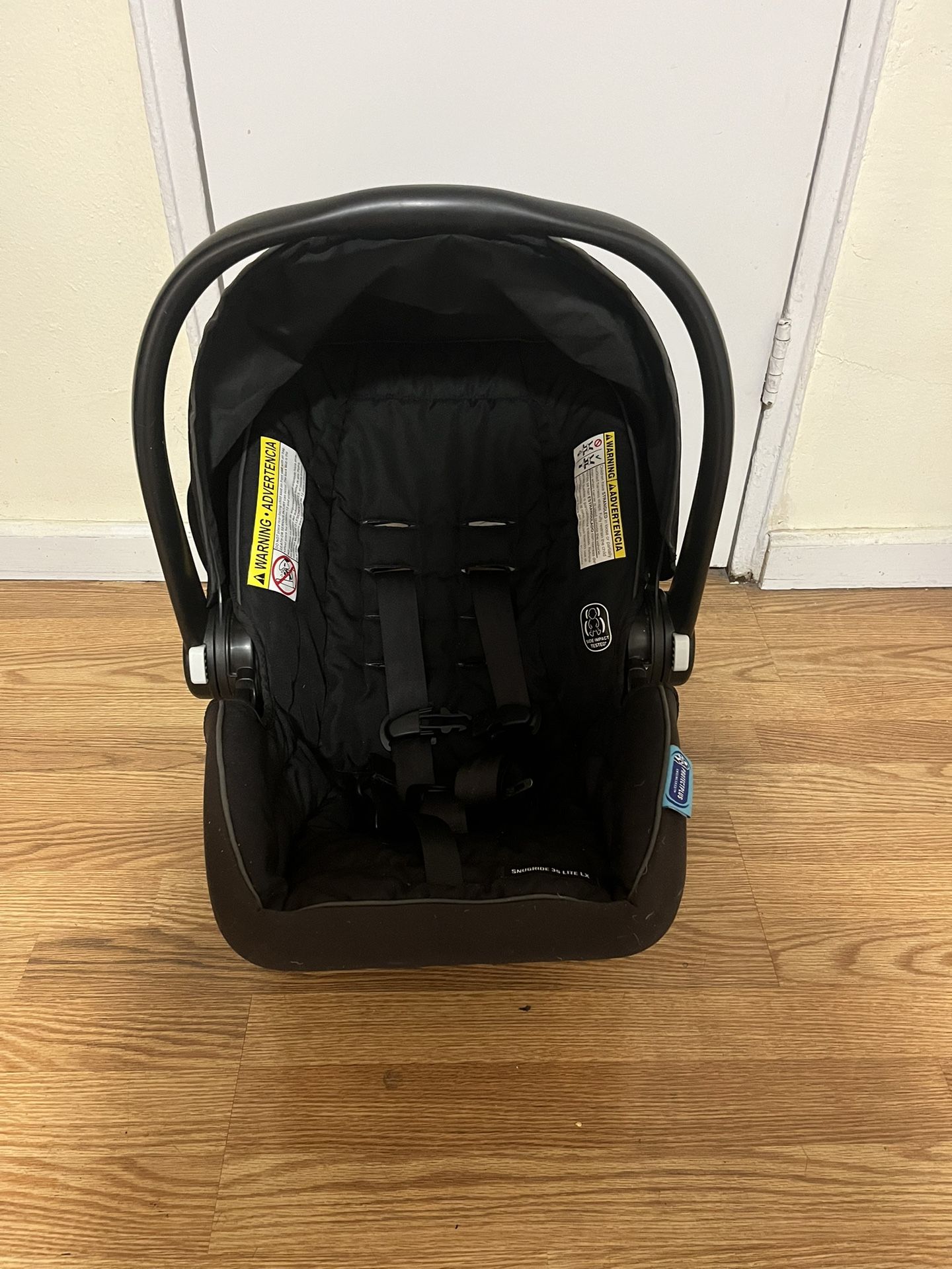 Graco Snugride 35 lite LX Car seat