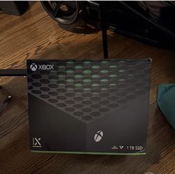 Xbox Series X 1TB SSD Console Box