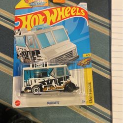 2024 Hot Wheels Quick Bite Mainline Milk Cookies 2024 Series HW Fast Foodie
