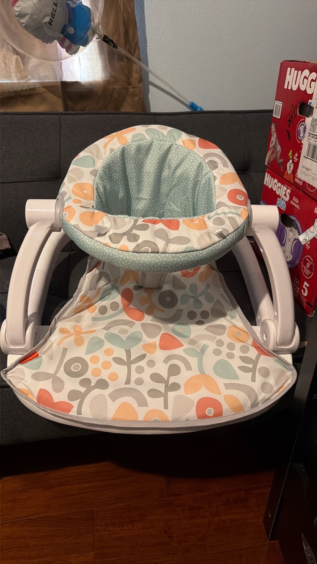 BABY STUFF FISHER PRICE SITTING CHAIR NO BOX MY BABY DIDNT FIT WAITED TOO LONG TO USE