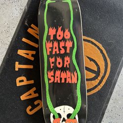 NOS OZZY WRIGHT VAMPIRATE SKATEBOARD DECK