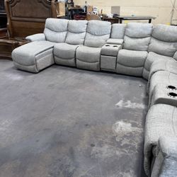 Real Nice Seven Piece Recliner Sofas 