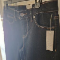 🔥🔥BRAND NEW JCPS SKINNY 30/10 SIZE:10 REGULAR PRICE:$44 SELLING FOR $15!🔥🔥