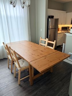 Extendable Dining Table (IKEA Nordviken) + 6 dining chairs