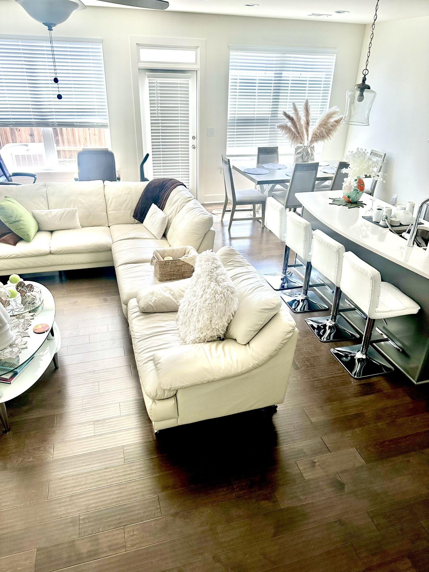 Luxury Sectional White Leather