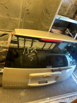 2007-2014.5 Tahoe/yukon/suburban tailgate  lid assembly