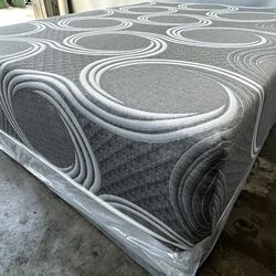 Queen Julet blue infused cool gel memory Foamm Matres !!