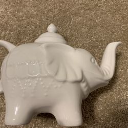 Brand New Elephant Teapot 