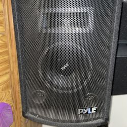 Speakers And Stands