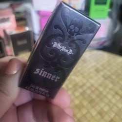 SINNER. DABBER