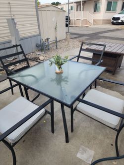 Outdoor  patio set