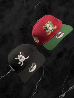 New era mighty ducks Two hats Snapbacks adjustable