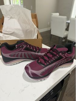 Merrell Siren Edge 3 WP Women's Waterproof Trail Shoe - Crimson/Black size 9