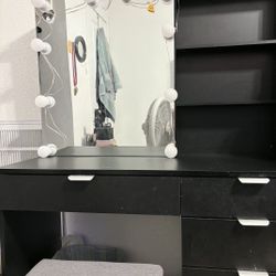 Black Vanity 