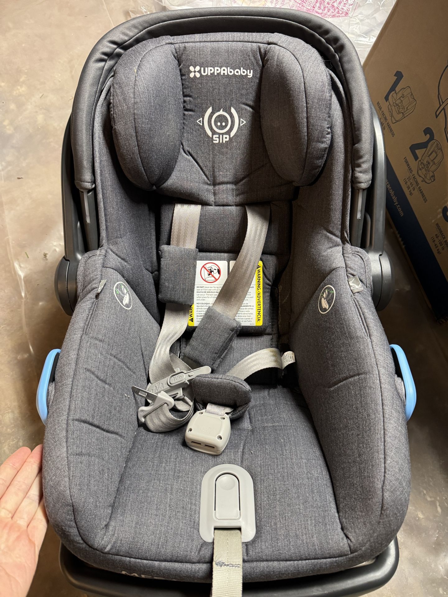 Uppababy Mesa Infant Car Seat With Base