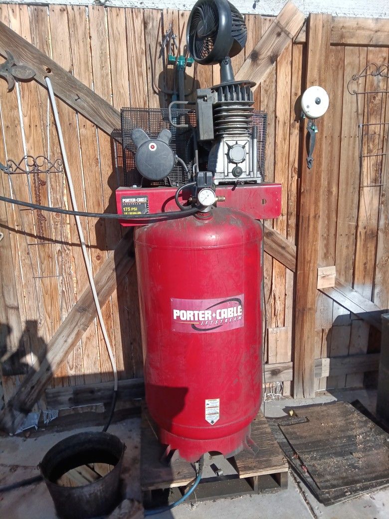 Air Compressor 80gal Tank