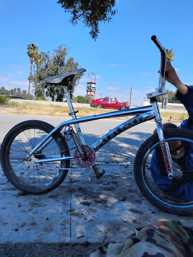 【ピルクル】ジャイアントGIANT mosh BMX レーサー Bicycle Giant Mosh ピルクル】ジャイアントGIANT Mosh BMX レーサー