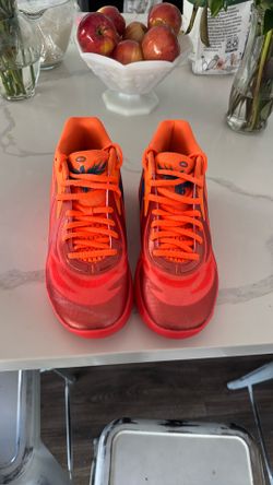 Men’s Basketball Shoes Puma lamelos Size 10