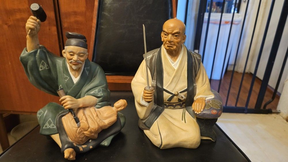 2 Vintage Hakata Urasaki Dolls
9"
