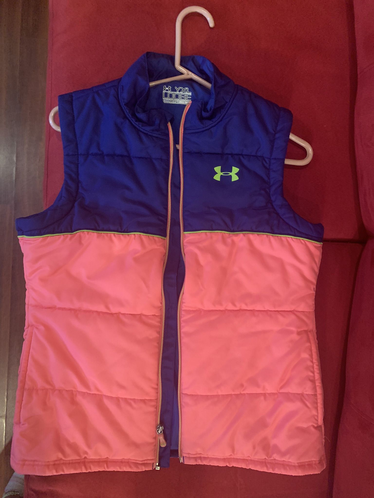 Youth XL Under Armour Puffer Vest