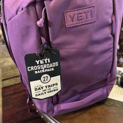 YETI Crossroads 27L Backpack