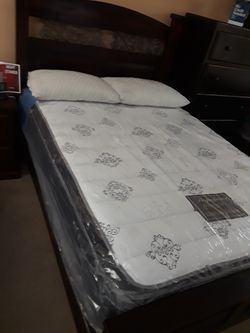 Full size bed complete with mattress