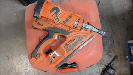 Lot of 4 Pasload nailers
